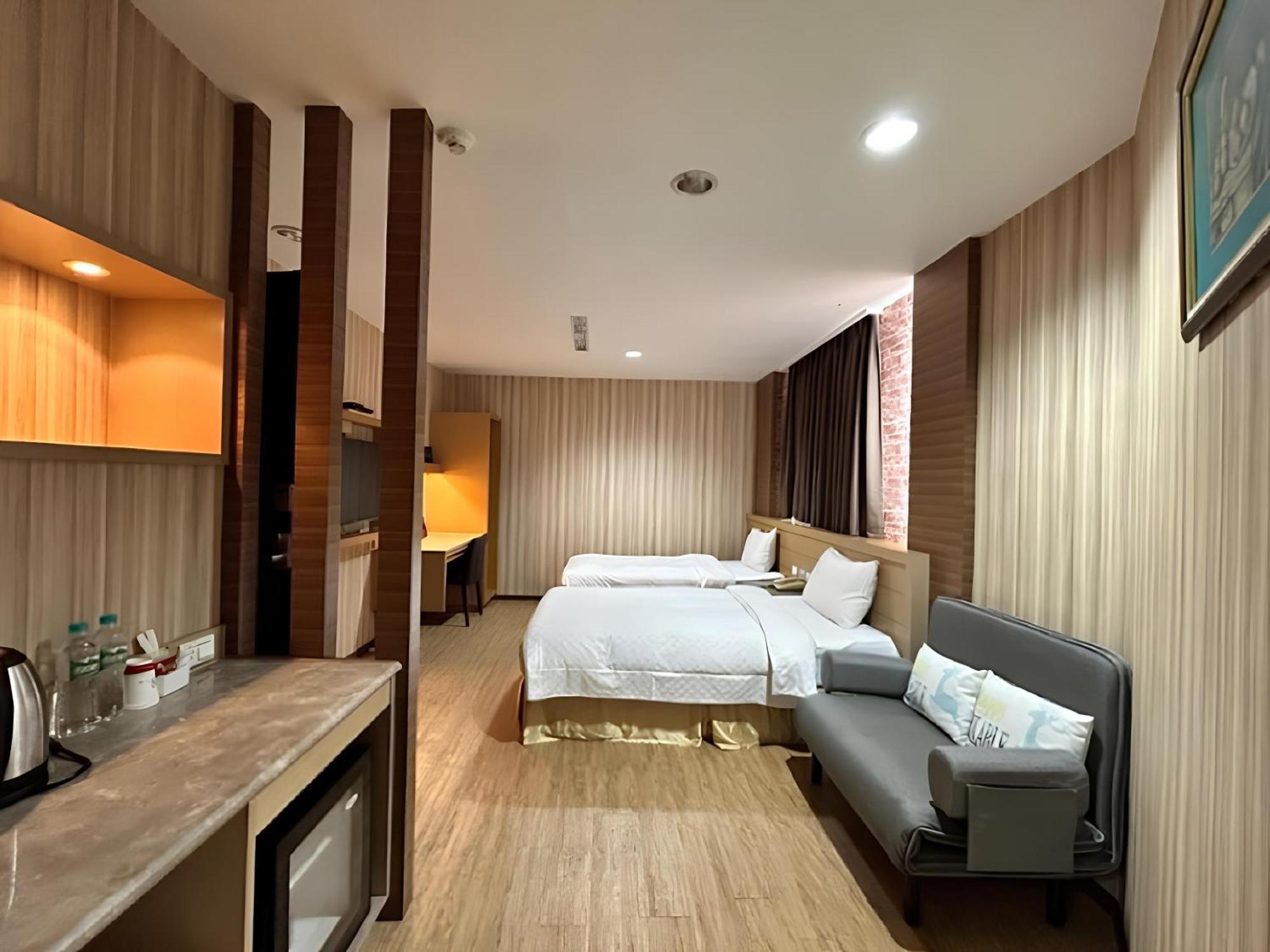 Hua Xiang Hotel -Zouying Καοσιούνγκ Εξωτερικό φωτογραφία