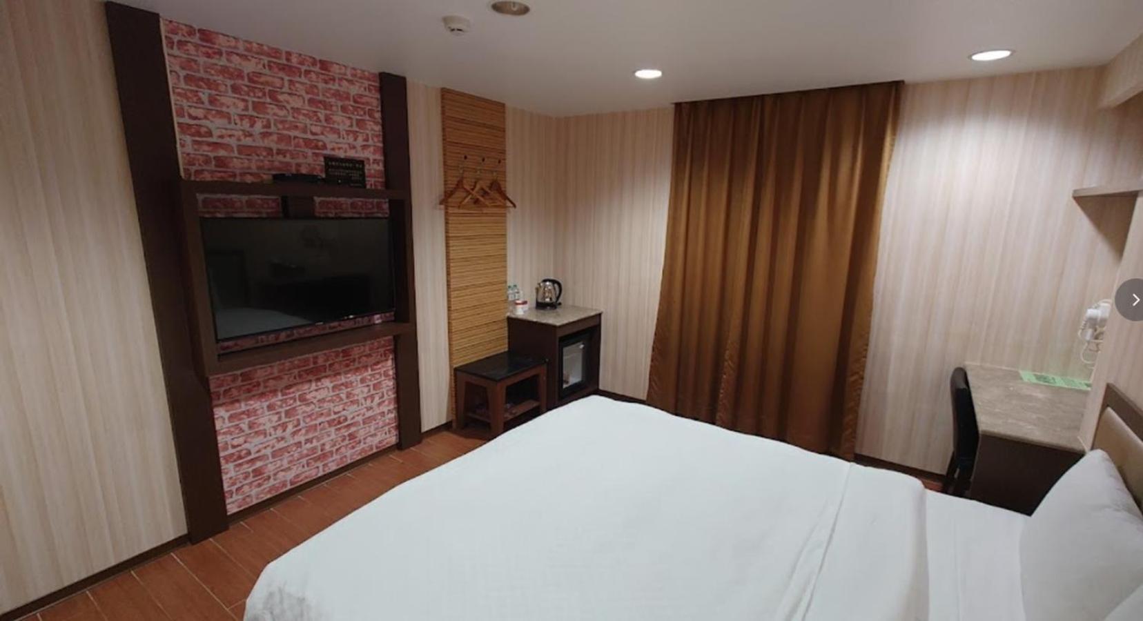 Hua Xiang Hotel -Zouying Καοσιούνγκ Εξωτερικό φωτογραφία