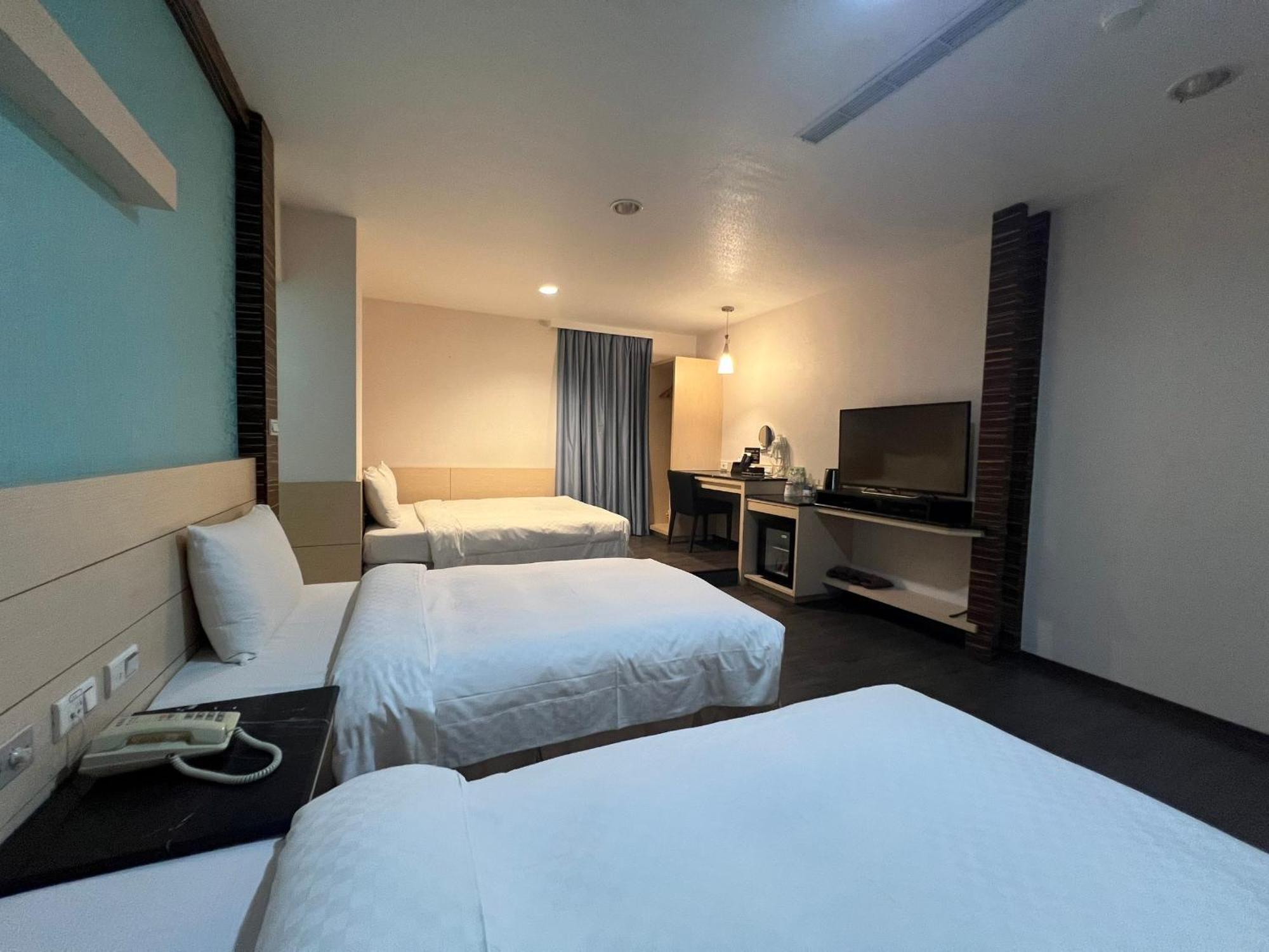 Hua Xiang Hotel -Zouying Καοσιούνγκ Εξωτερικό φωτογραφία
