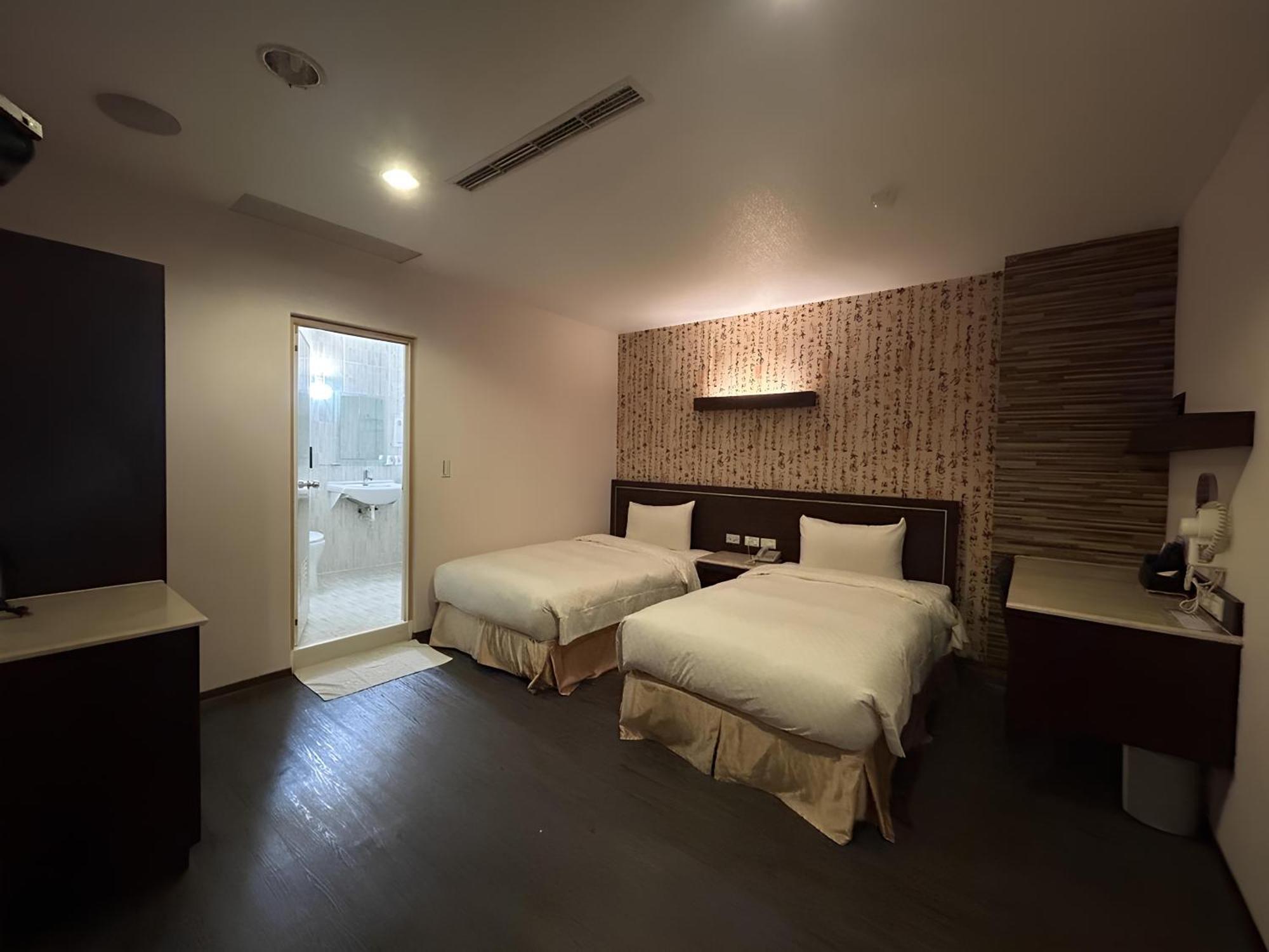 Hua Xiang Hotel -Zouying Καοσιούνγκ Εξωτερικό φωτογραφία